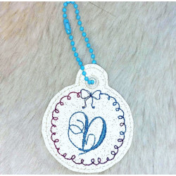 Stickdatei - ITH Anhänger Schleifchen Monogram D